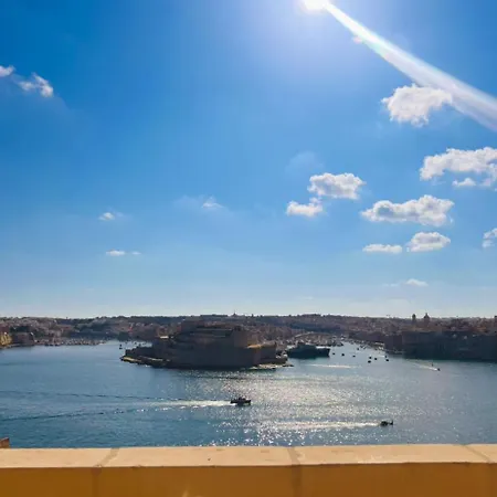 Luciano Al Porto Boutique 3* Valletta