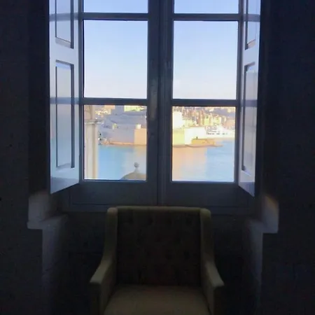 Luciano Al Porto Boutique 3* Valletta