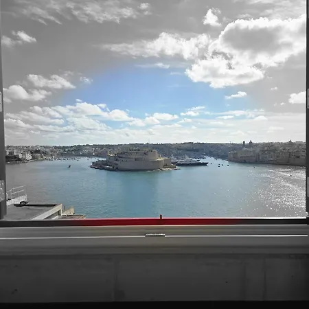 Konukevi Luciano Al Porto Boutique 3*