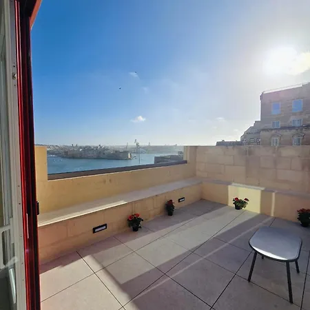 Luciano Al Porto Boutique 3* Valletta