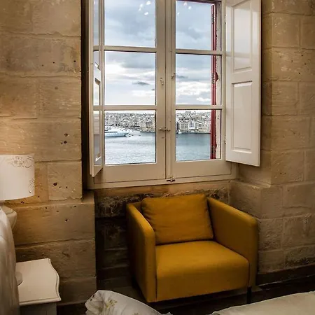 Luciano Al Porto Boutique 3*