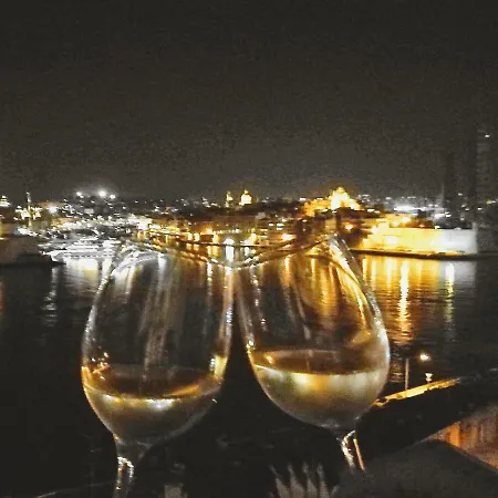 Luciano Al Porto Boutique Affittacamere 3*