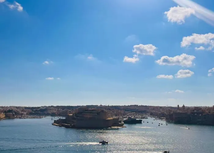 Luciano Al Porto Boutique 3* Valletta