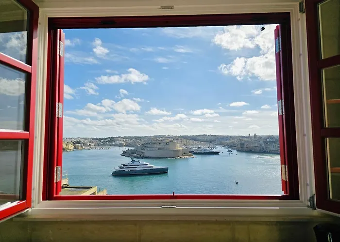 Luciano Al Porto Boutique Valletta