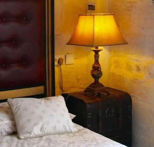 Luciano Al Porto Boutique Valletta